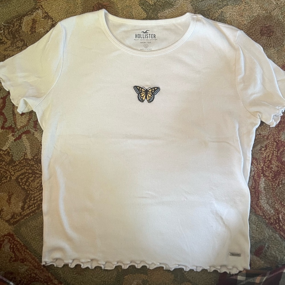 Hollister baby tee